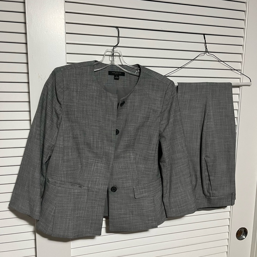 Ann Taylor Gray Women's Pantsuit